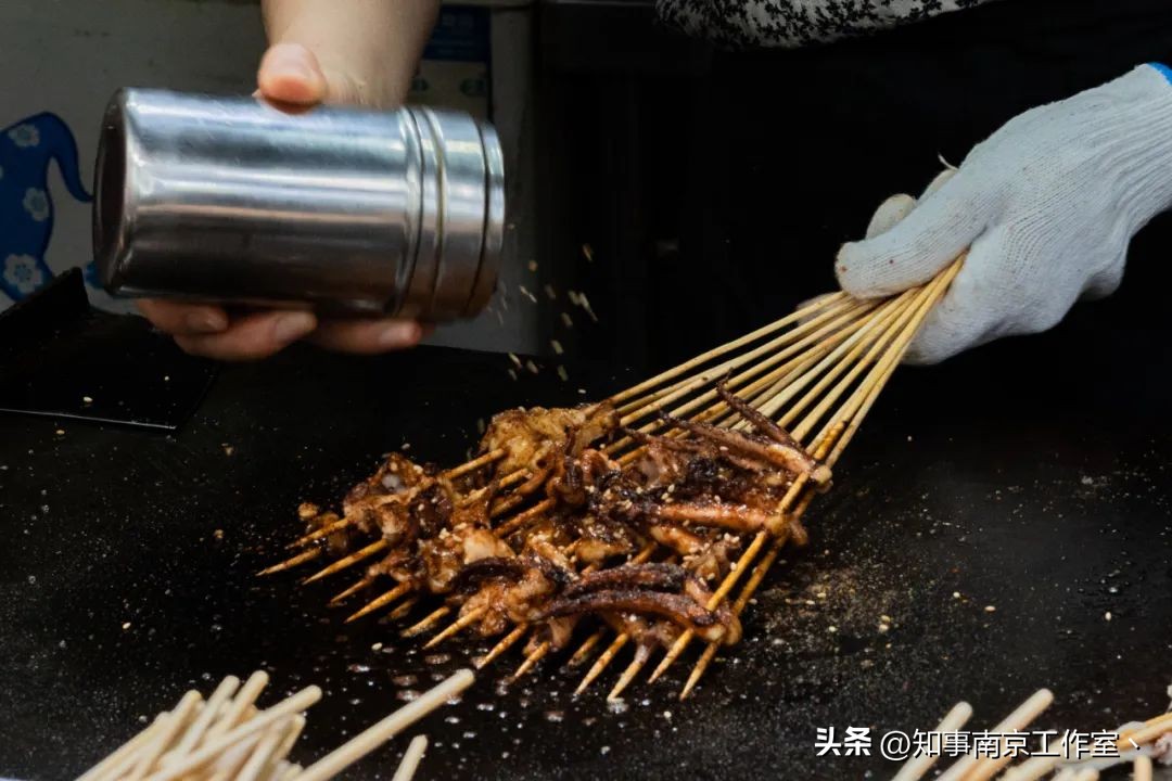 南京新街口明瓦廊美食皮肚面,南京明瓦廊美食推荐必吃