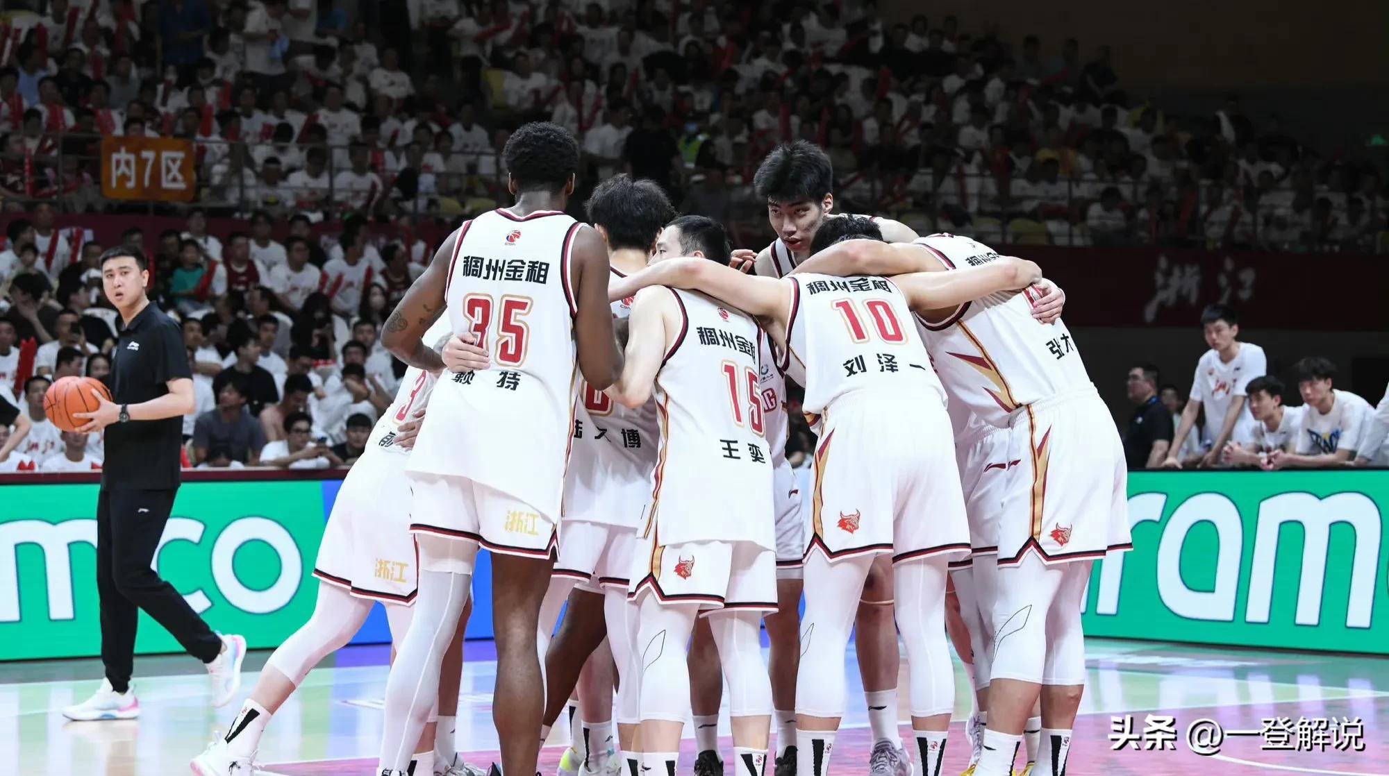 cba辽宁总决赛赵继伟第四节,辽篮vs浙江总决赛赵继伟激情解说