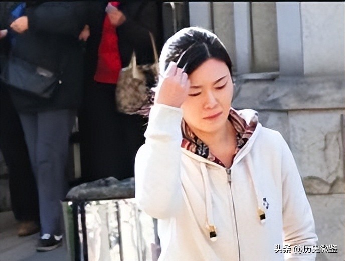 2014年中国高铁总设计师受贿4700万，被判死刑，法庭上落泪忏悔