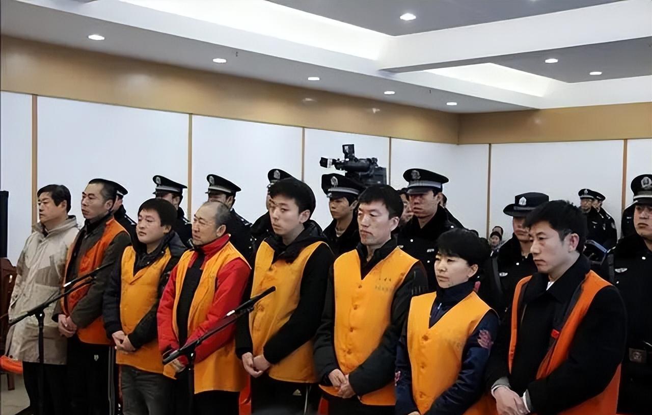 东北“巨骗”*相贵陈**:悍马演员,182万手机号,狱中岁月