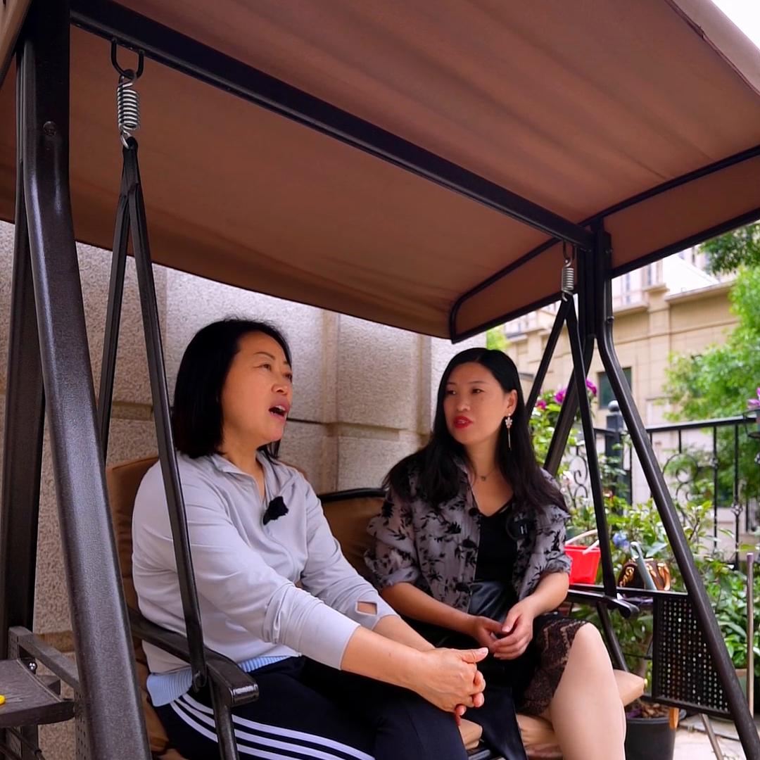 娟姐回访老客户第三集:女儿留学归来全款给母亲买别墅!选...