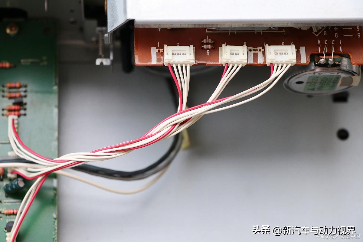 倒车影像不清晰了怎么办,别克英朗倒车影像不清晰