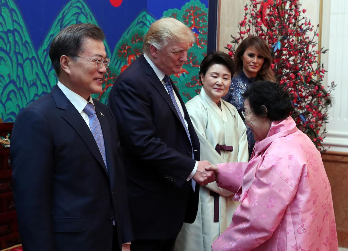 文在寅夫人：看似最接地气的第一夫人，却被曝花10亿公款买衣服