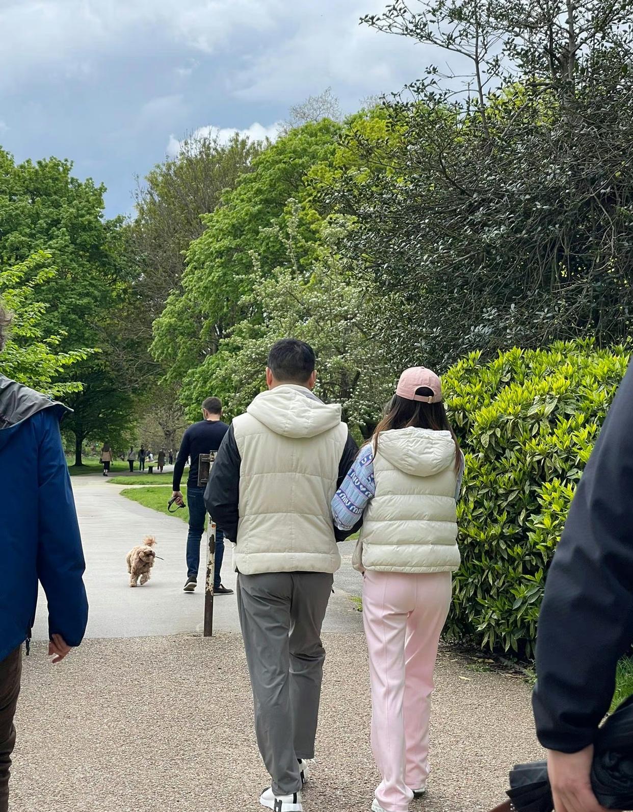 刘强东与章泽天澳大利亚豪宅,刘强东章泽天英国王室婚礼