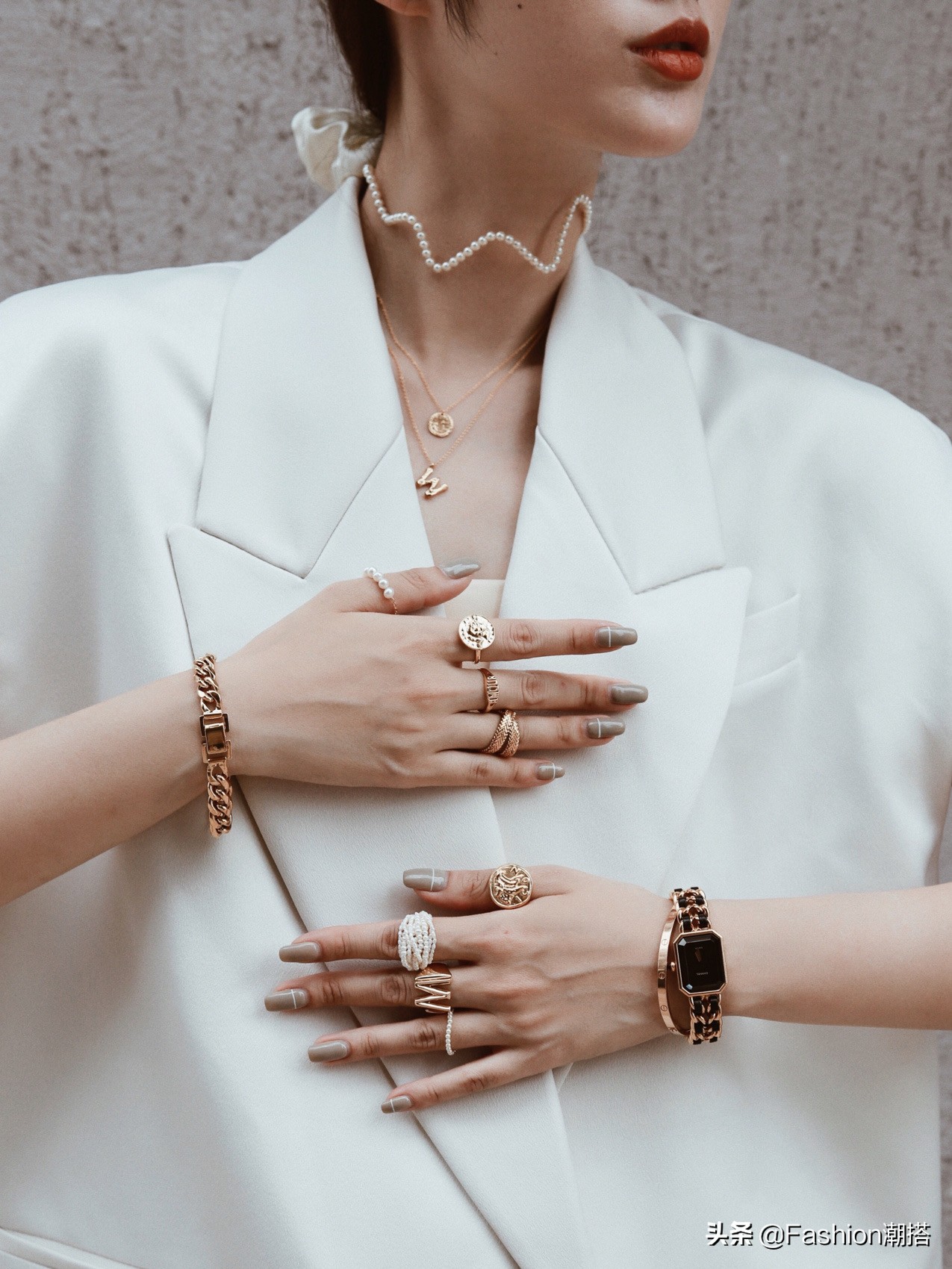 公认最好看的小众配饰搭配,5件饰品让你的搭配走向时尚