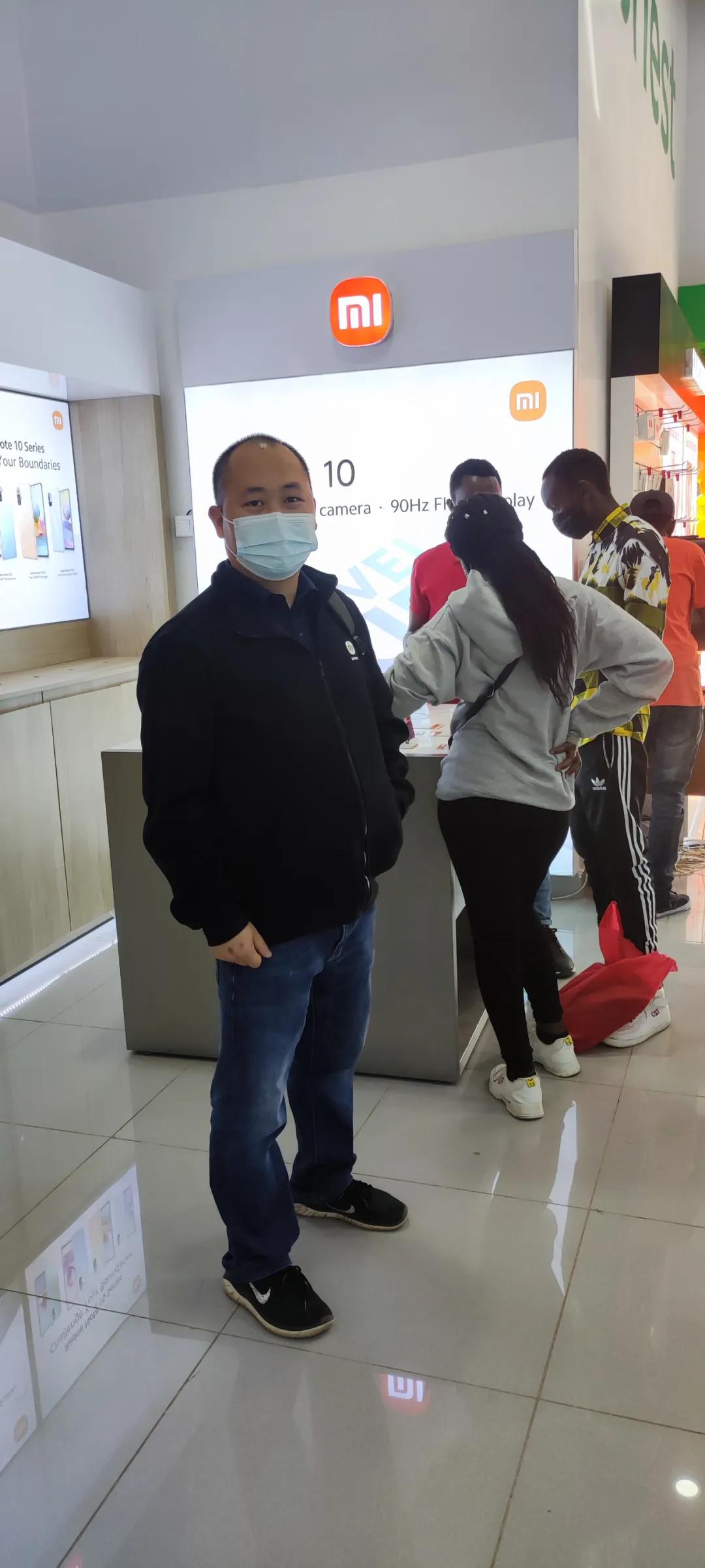 地球另一边的人们是倒着吗,地球另一侧的人不会掉下去吗