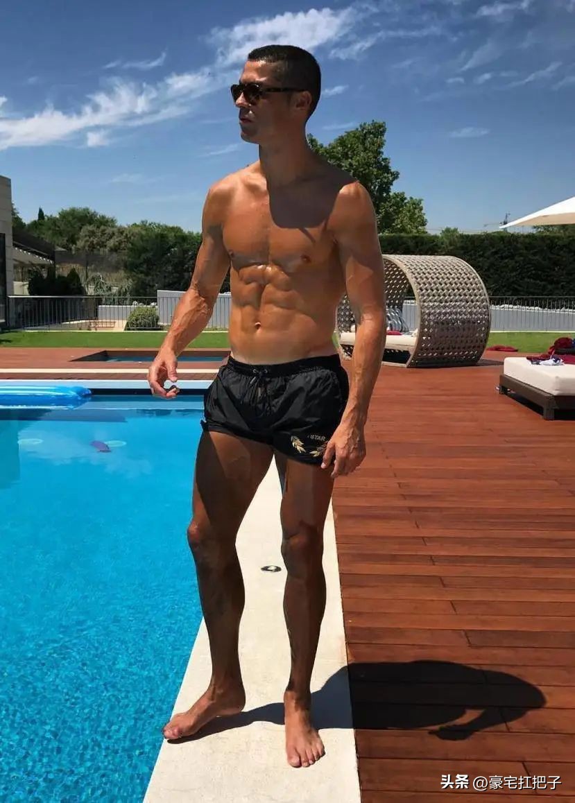 c罗1亿豪宅曝光,c罗的名车和豪宅