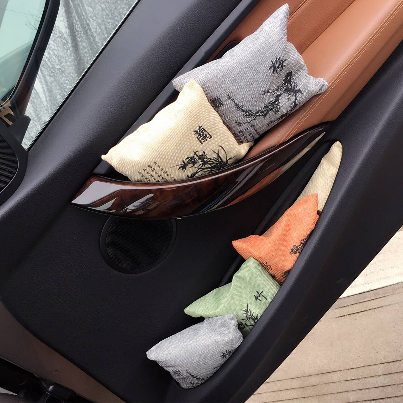 爱车有异味,爱车异味怎么去除