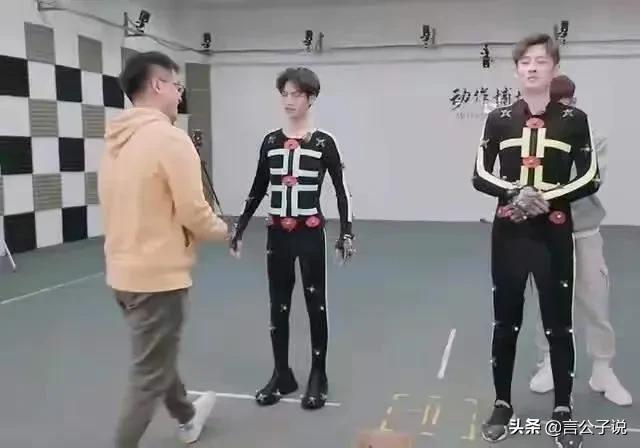 9位瘦成纸片人的男星,骨瘦如柴的皮包骨男明星