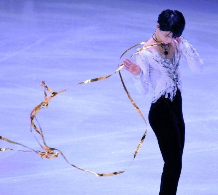 “冰上王子”羽生结弦，首秀失误仍得高分，真实学历更是惊艳众人