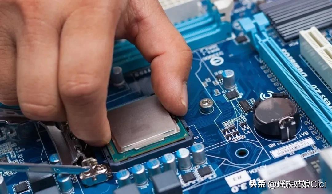 小白买笔记本电脑主要看哪些配置,纯小白怎么看懂电脑配置