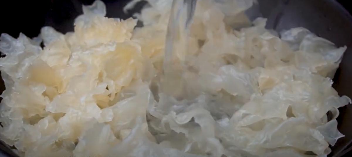 润肺咳嗽喝什么汤最好,咳嗽煮什么汤吃止咳润肺