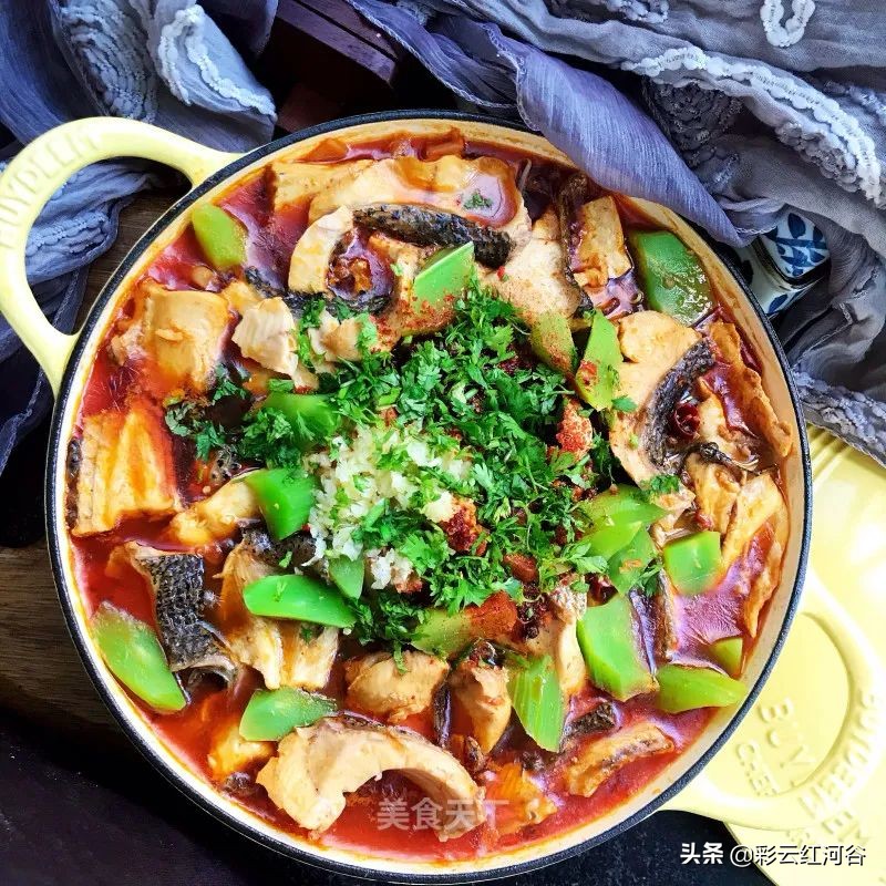 麻辣黑鱼炖豆腐做法,网红黑鱼炖豆腐