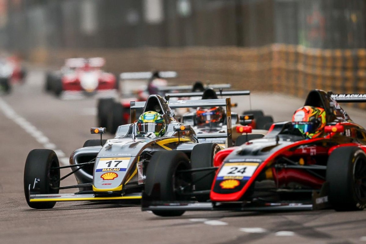 @重庆人来北城天街“感受澳门乐无限”现场抽奖得澳门往返机票