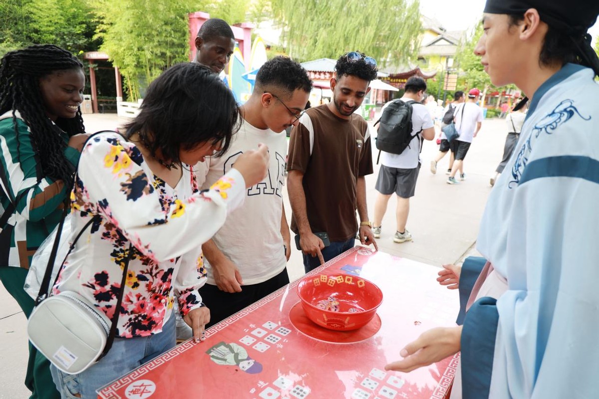 济南方特东方神画火焰之旅,济南方特神画游玩全过程