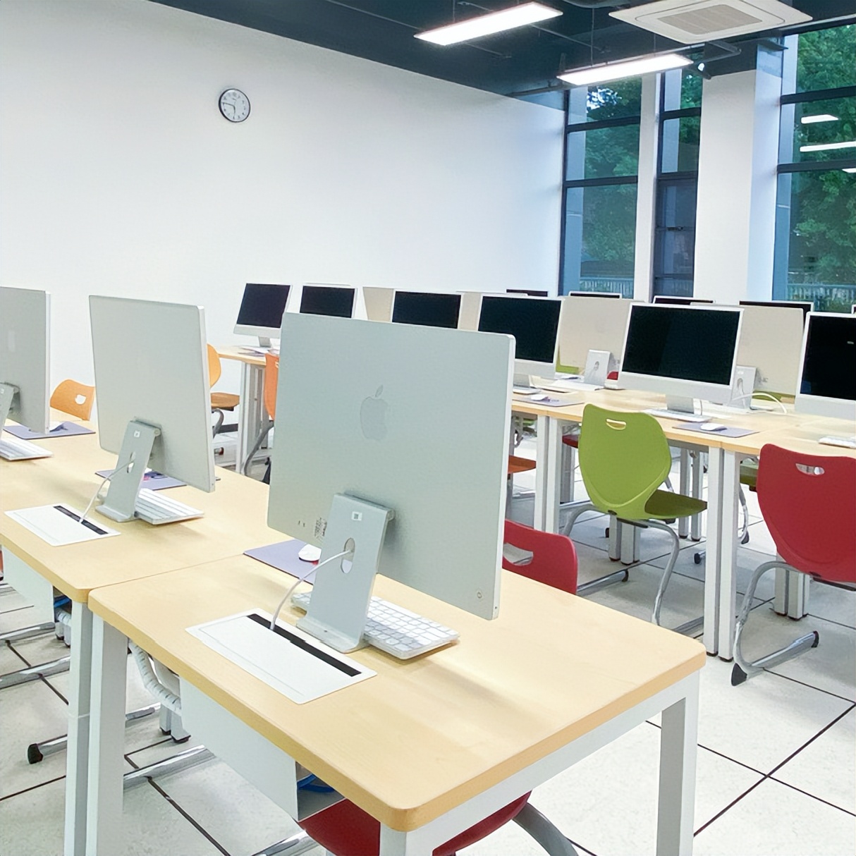 上海工艺美术学院2022年招生简章,璟旻艺术学校好不好