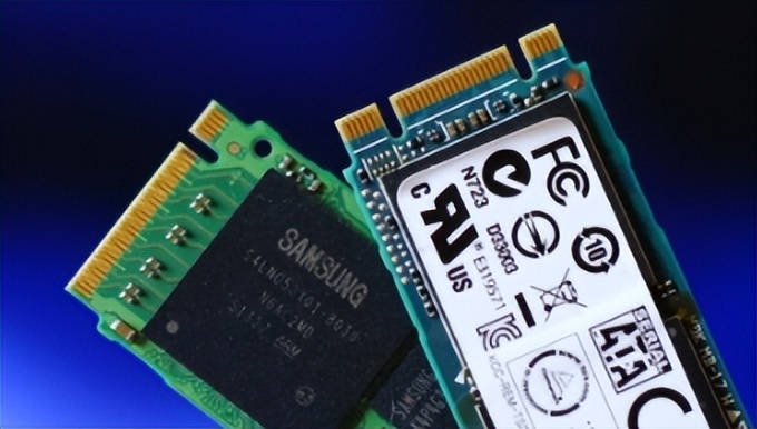 m.2硬盘和ssd硬盘实测差距,m.2和ssd固态硬盘优缺点