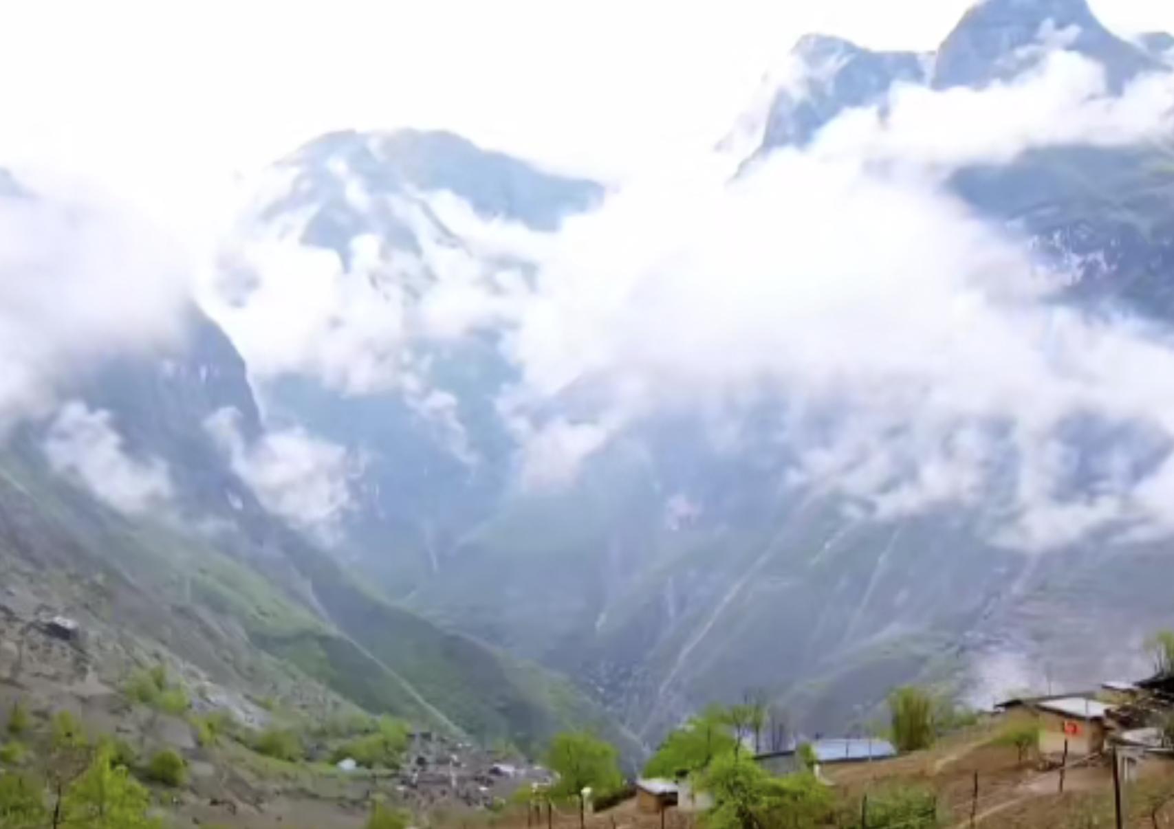 悬崖村古老木梯,悬崖村木梯