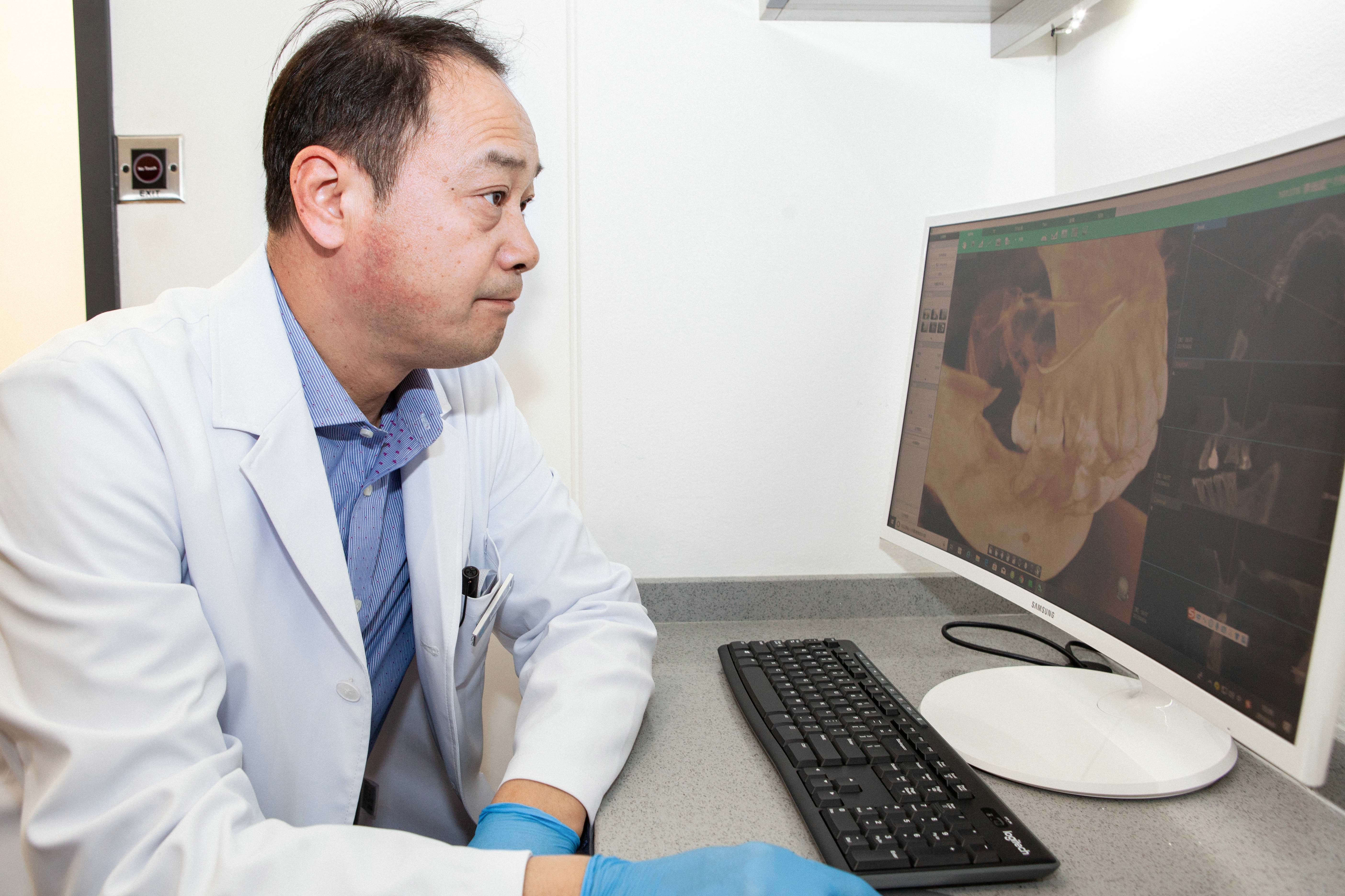 老年人牙齿松动适合吃什么钙片,老年人牙齿松动的原因如何预防