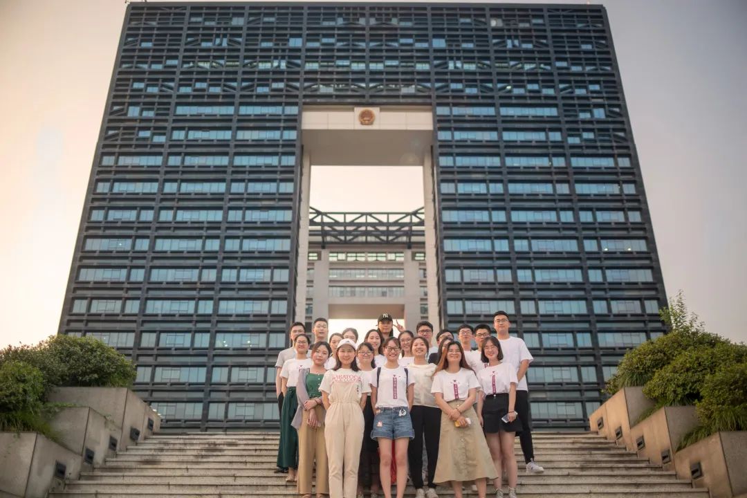 浙大学子演讲,浙大教授演讲中国青年