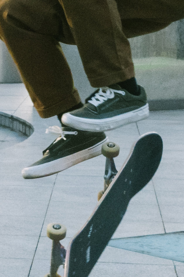 361度跟安踏哪个鞋比较好,361安踏板鞋