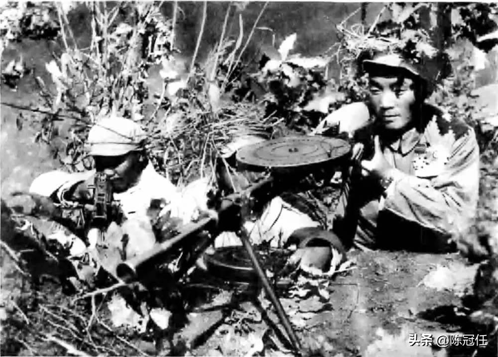 2营被敌层层包围，死打不出，意外成为主力“围城打援”的诱饵