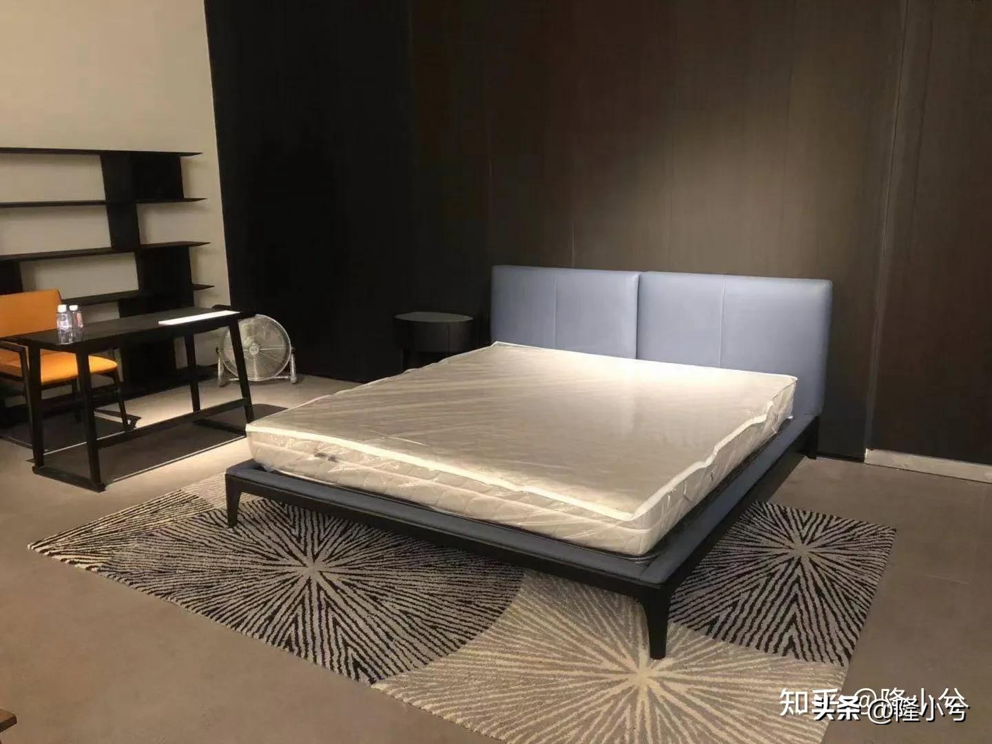 一张生态真皮皮床的成本,实木真皮床生产过程