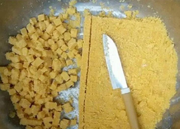 用什么钩钓鲤鱼中鱼几率高,野钓鲤鱼怎么才能把鲤鱼诱过来