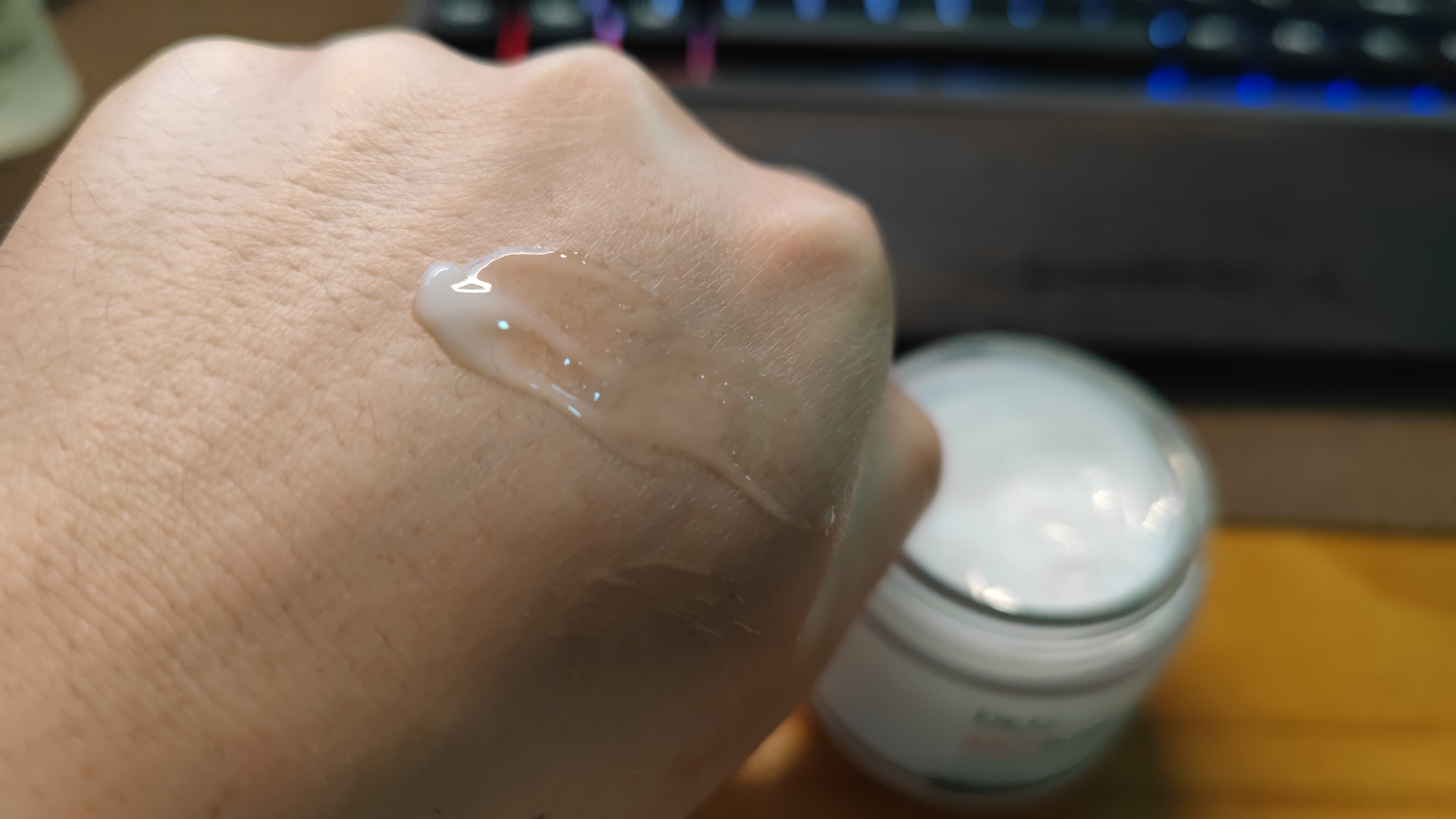 油腻男的2021年终总结：10款亲测好用的男士个护好物推荐