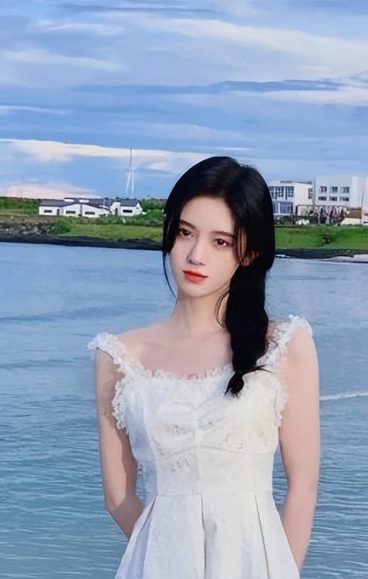 心机女孩鞠婧祎：被潘玮柏刁难拒绝王思聪求爱，整容遭贾玲内涵