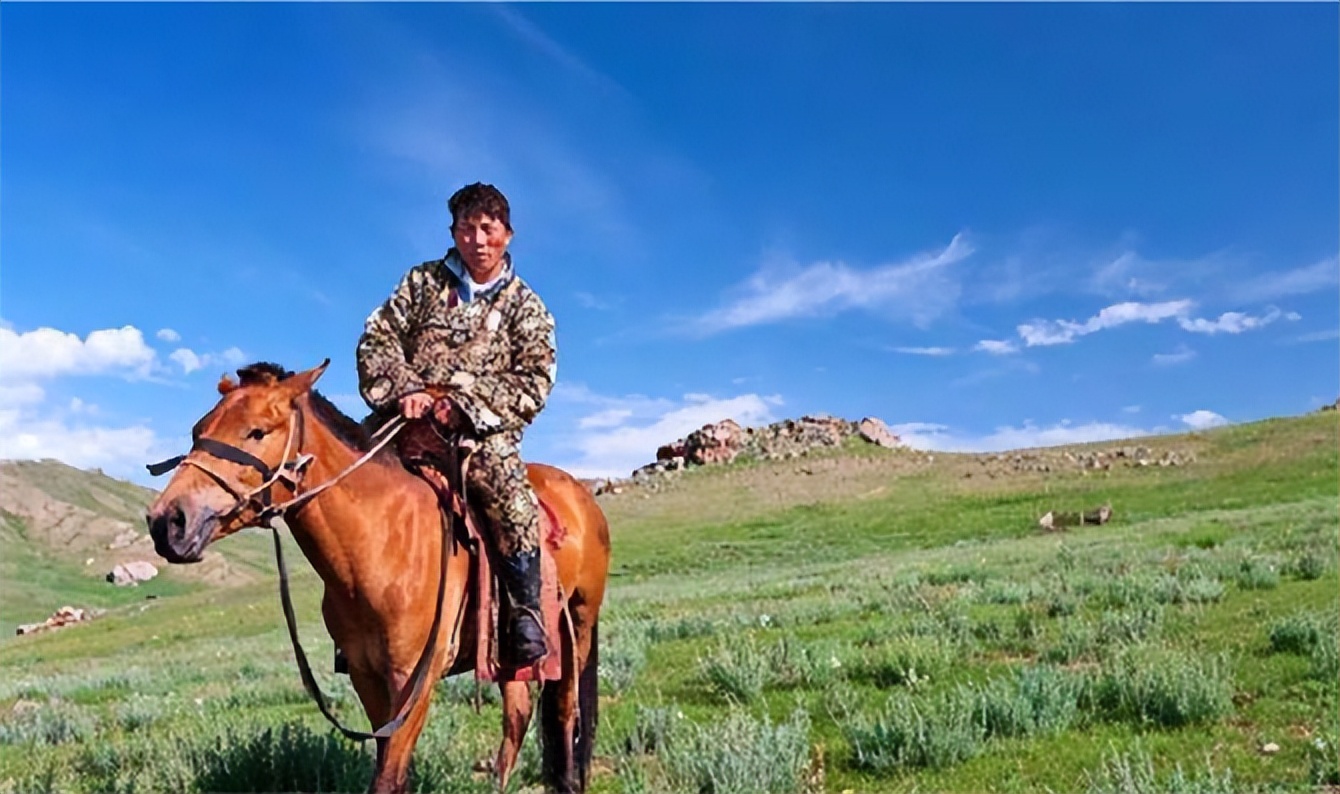 蒙古国从草原变成荒漠,蒙古国离开中国后的发展