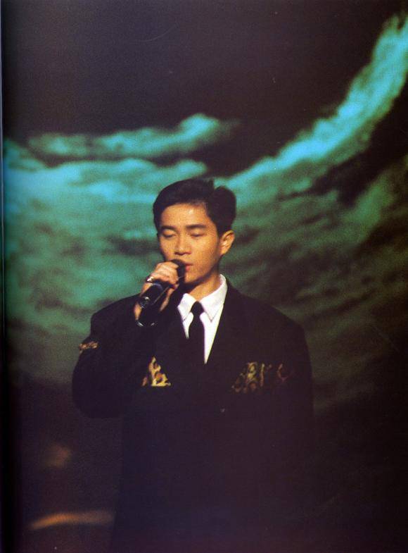 陈百强衣着品味帅到炸,陈百强时尚品味