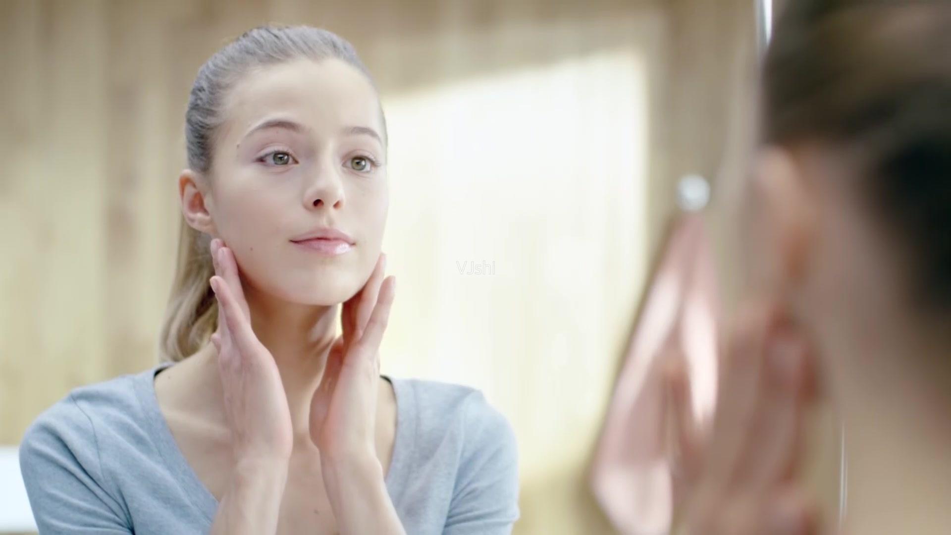 上海文峰美容美发:毛孔粗大很绝望?别慌,还能抢救