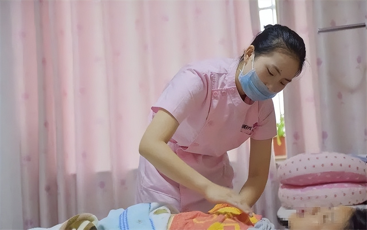 做催乳师一个月挣多少钱,90后小伙从事催乳师