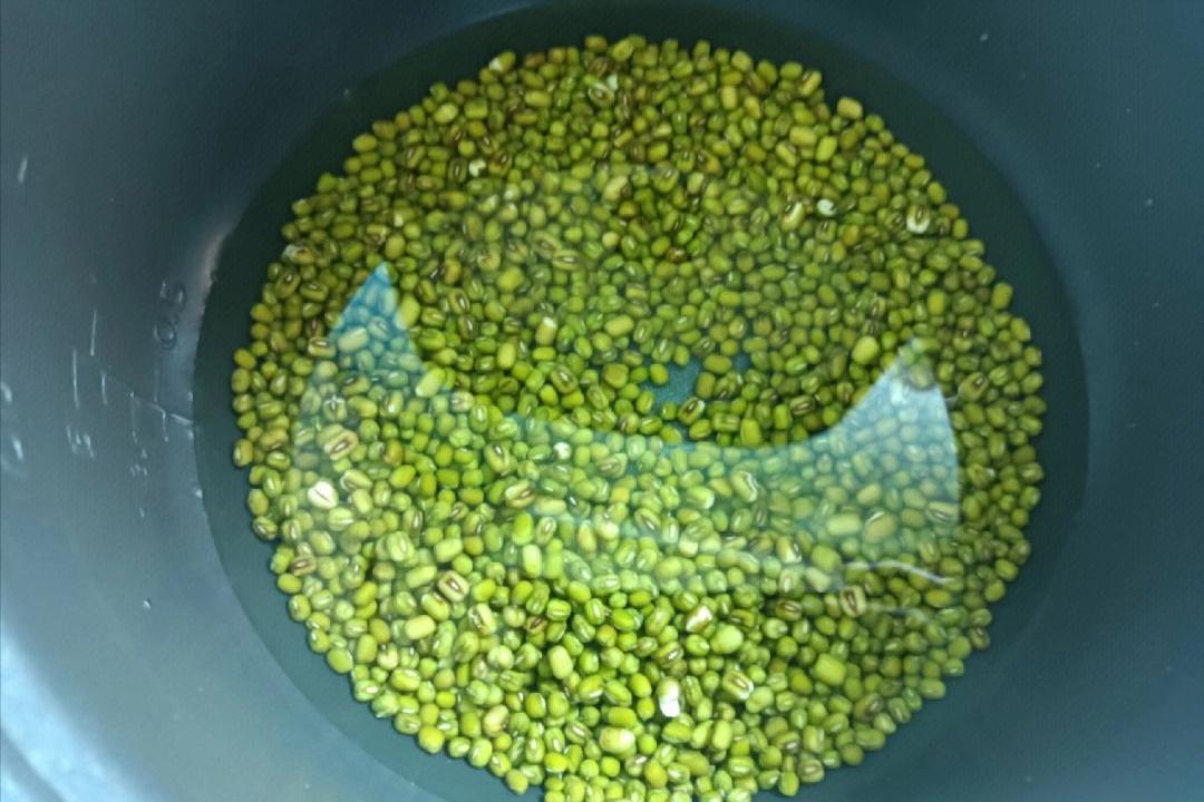 煮红豆边煮边加水,红豆和绿豆怎么煮得会烂得快