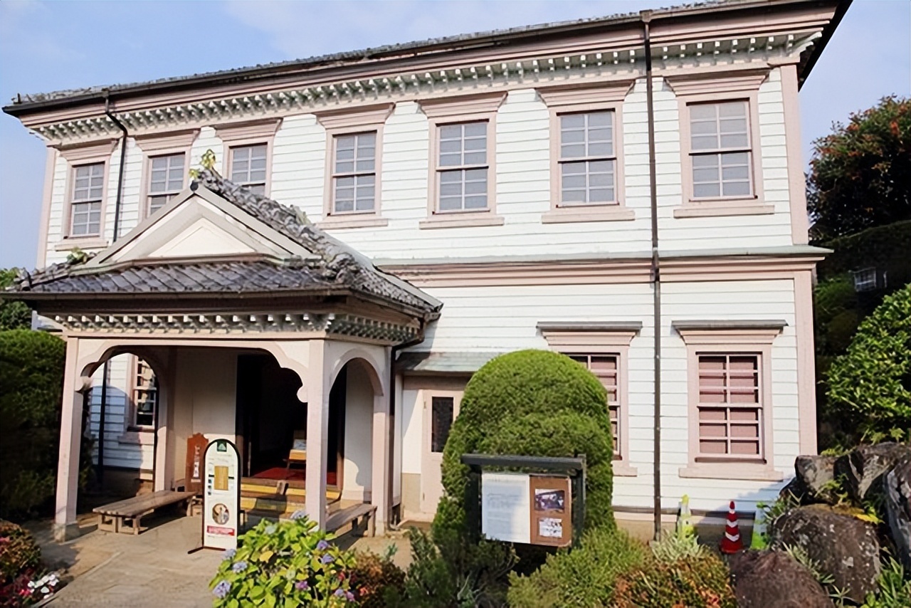 日本高中女生被老师杀害,日本高三女学生惨遭杀害