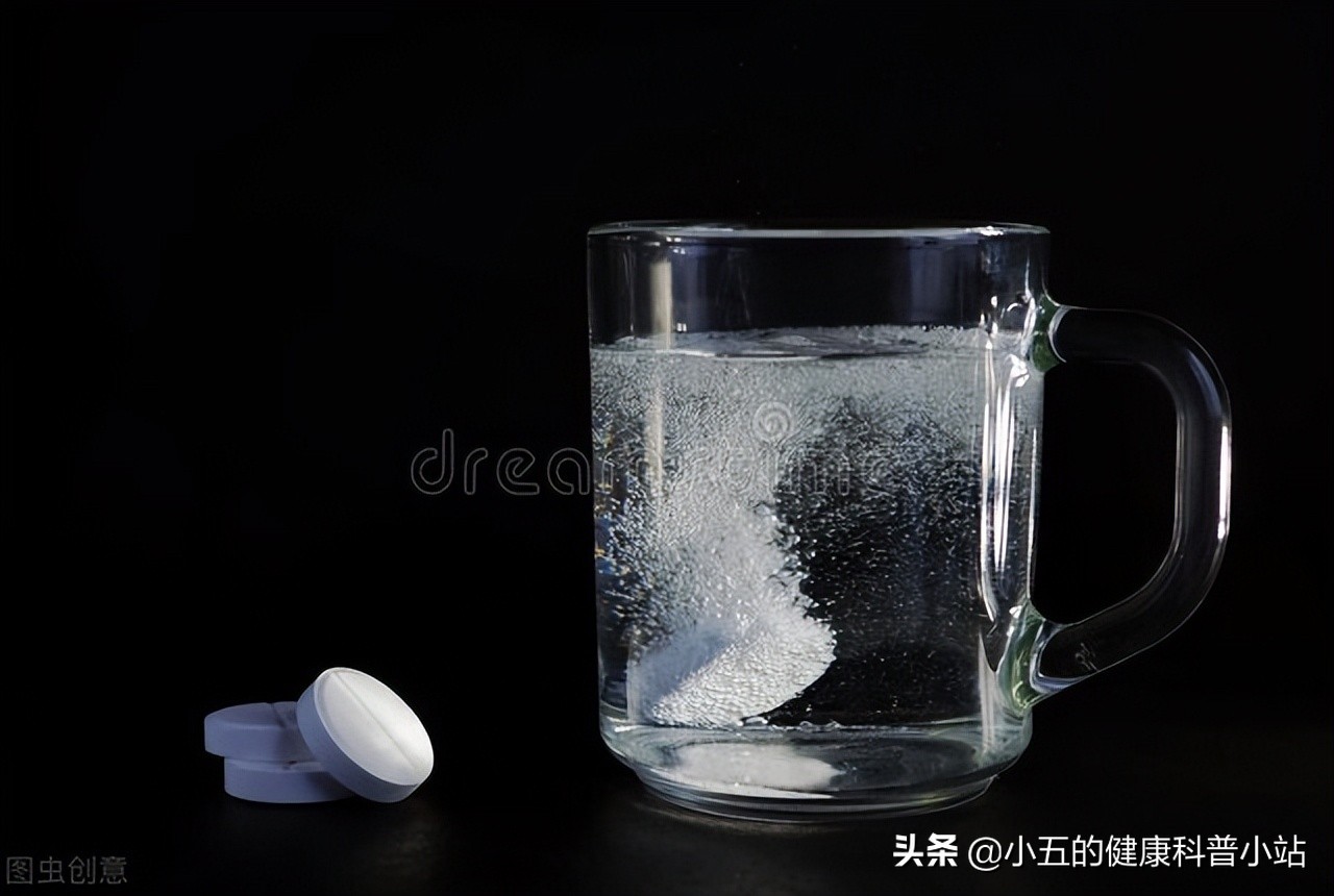 乙酰半胱氨酸治疗慢性支气管炎吗,乙酰半胱氨酸片直接口服