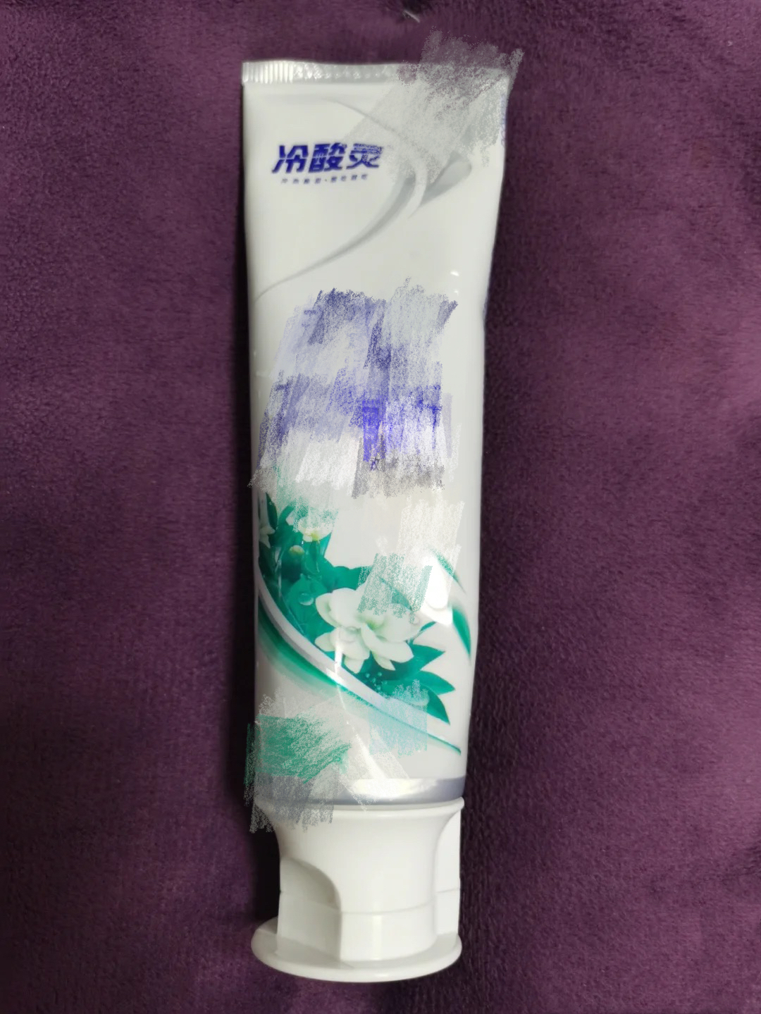 抽烟时间越长牙越黑?这些小众真神了,操作好瞬间黑牙变白牙!