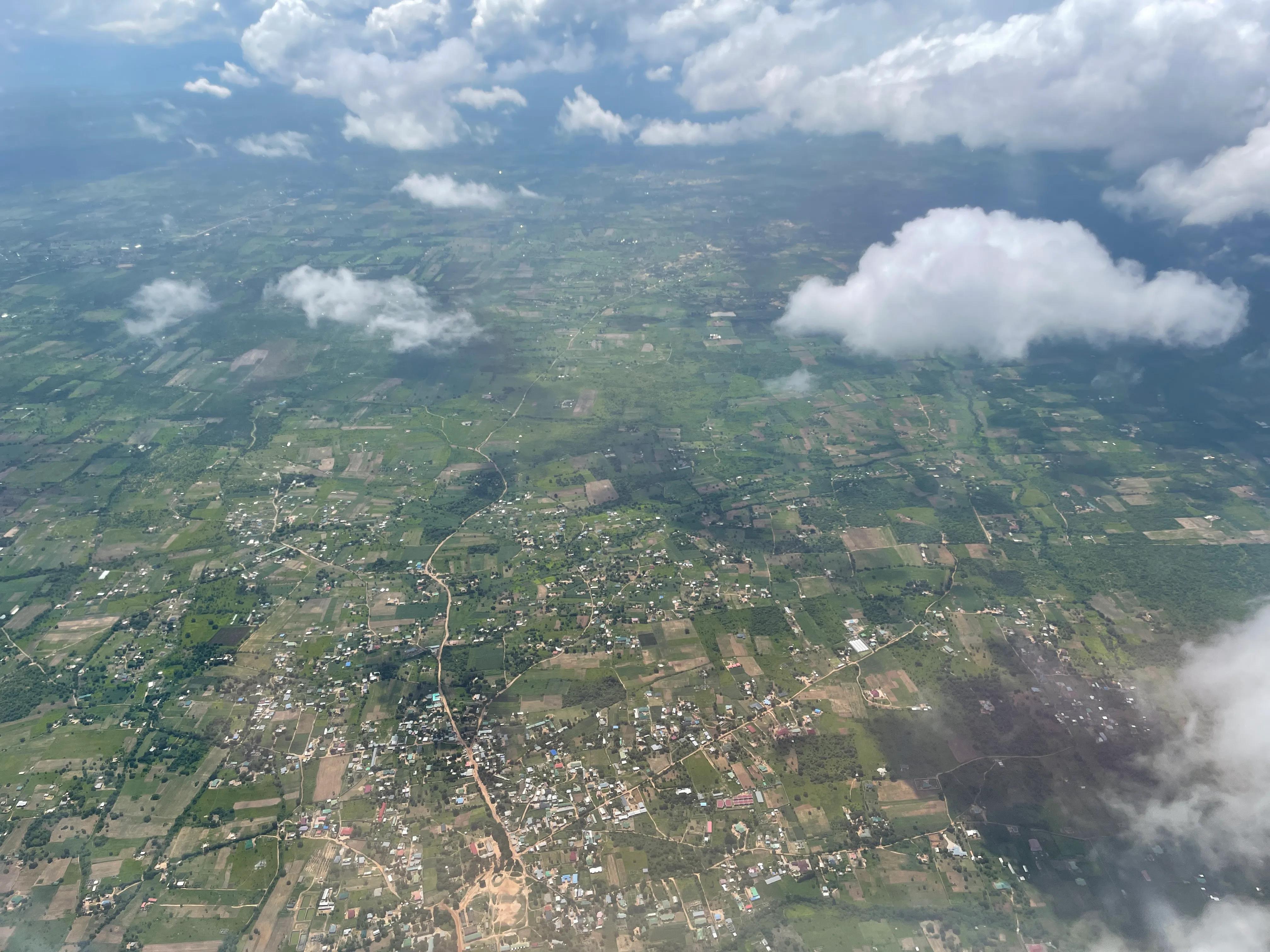 迪拜从沙漠角度看城市,迪拜沙漠中的奇迹之城