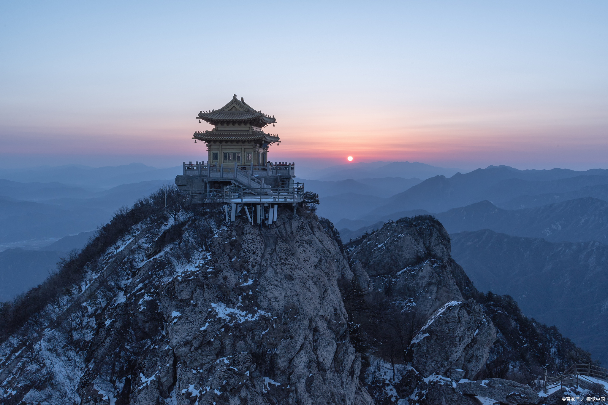 很多英国人来中国的原因,英国的中国人为什么那么多