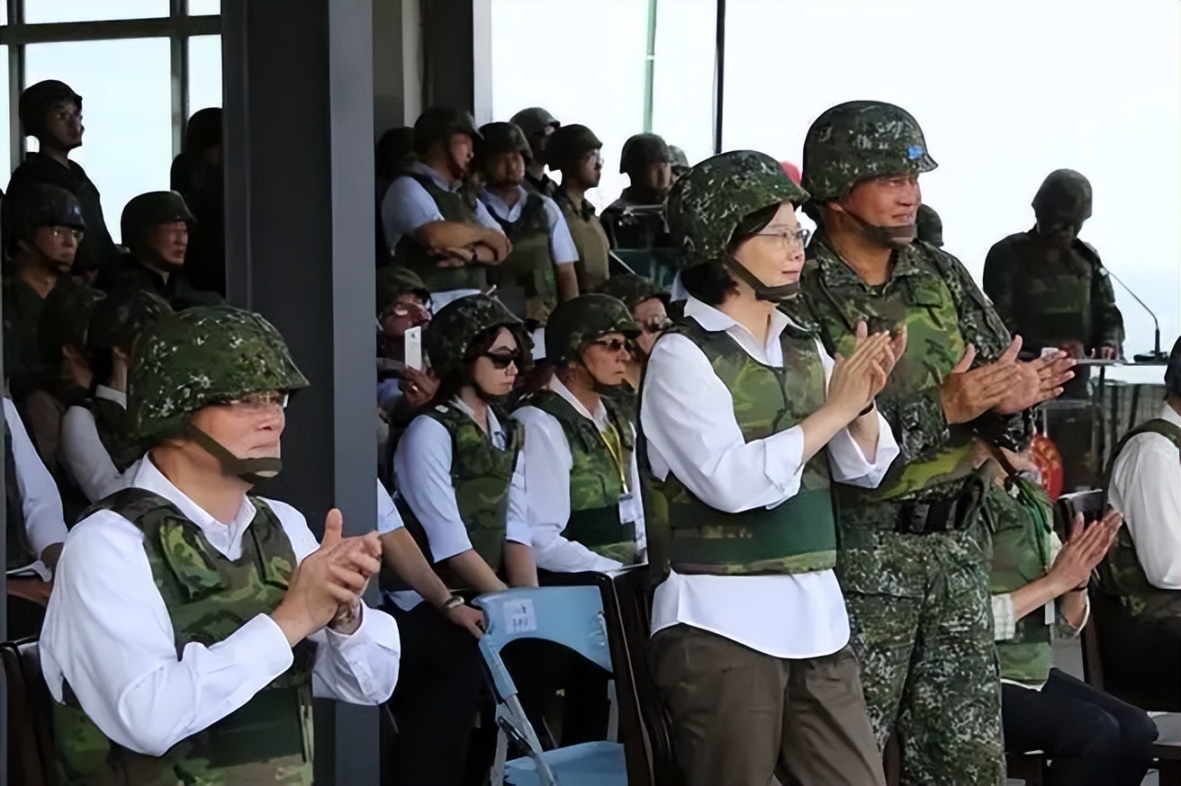 *独台**“危险的最后一里路”之三，蔡英文已定国号“中华民国台湾”