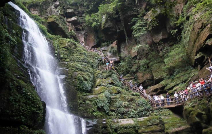 四川雅安周公山避暑旅游景点,四川避暑康养最佳地是哪里