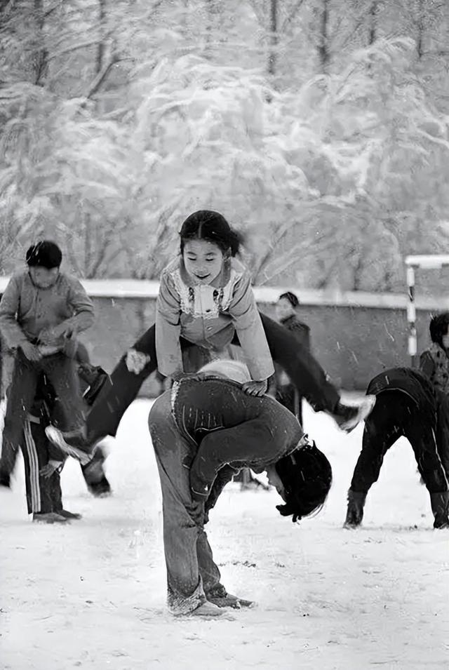 80后真的是最悲剧的一代吗,8090后还能活多久