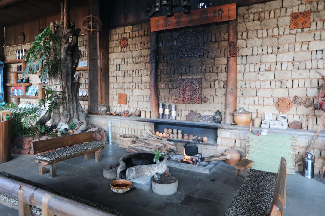 不一样的云南腾冲旅行，亲手做茶饼，品茶园美食，体验感真不错！