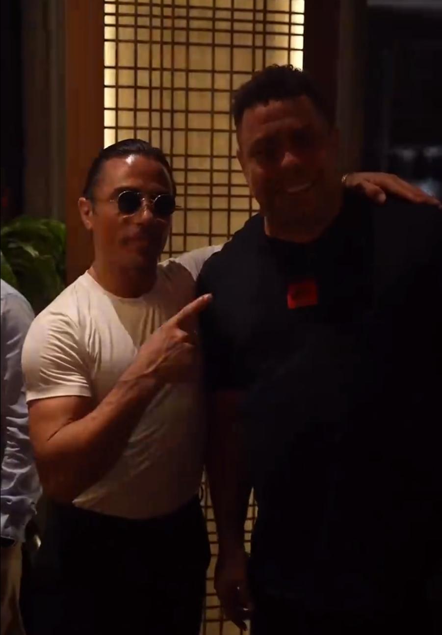 罗纳尔多请巴西队吃烤肉撒盐哥,大罗请巴西队吃牛排撒盐哥