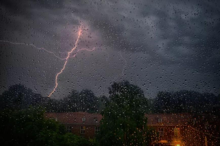 侯*红庆**|欲问红尘多少事，君知千载我无知（原创诗词十二首）