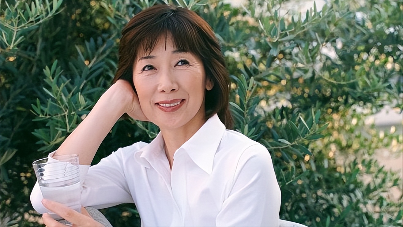 老年人的生活对健康很重要,老年生活重要因素