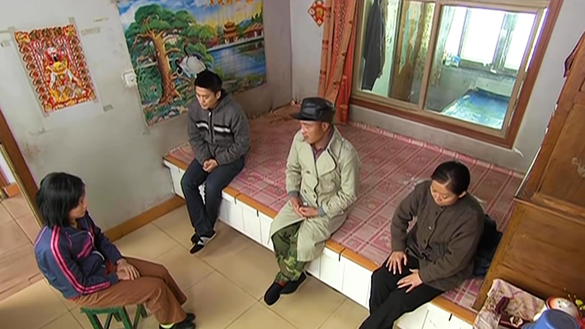 乡村爱情赵四到刘能家说刘英有事,刘能赵四吃饭刘英回娘家