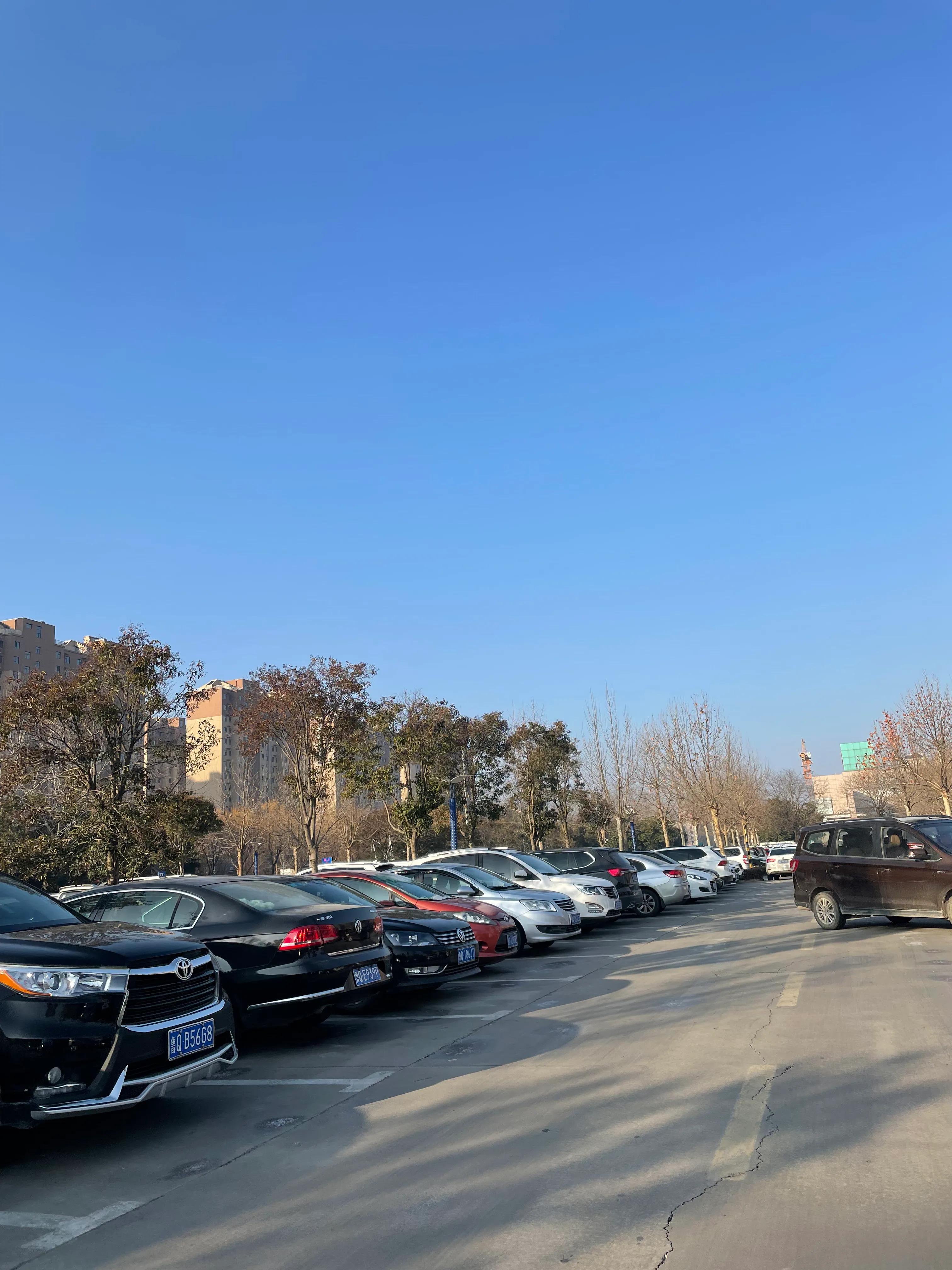 医院里的车怎么画,医院里的车祸伤者