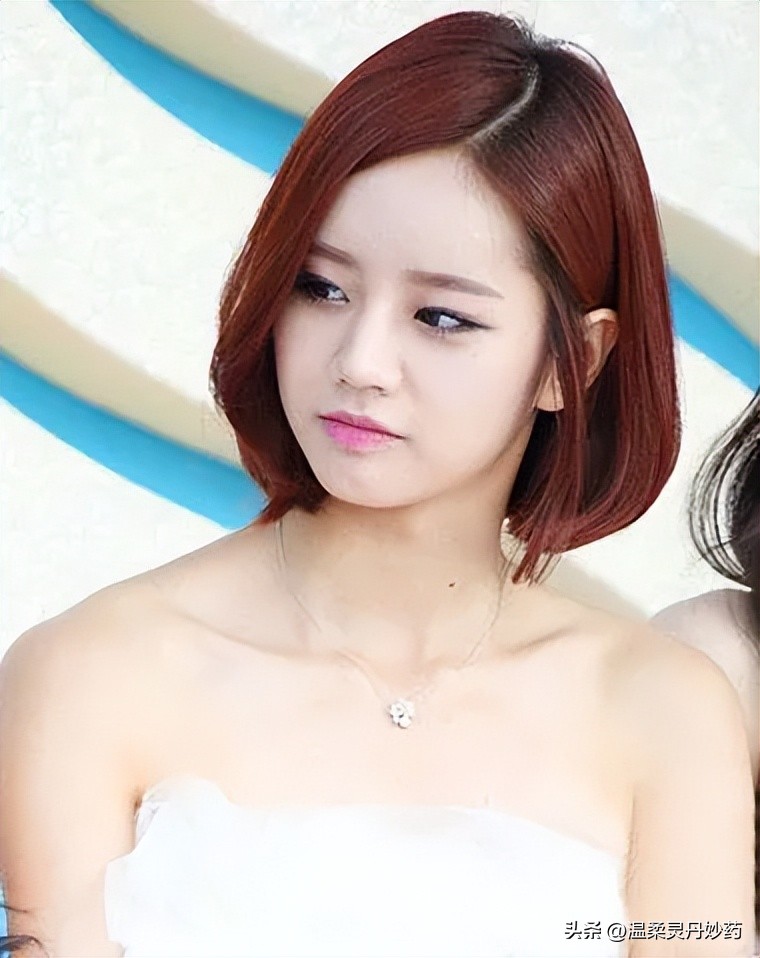 适合方圆脸的短发发型女生,40-45岁洋气短发图片长脸型发型